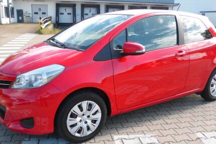 Toyota Yaris 69.000 km 6.800 &euro; Lübeck 23560