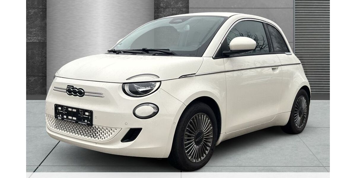 Fiat 500e 13.902 km 26.590 &euro; Bad Schwartau 23611