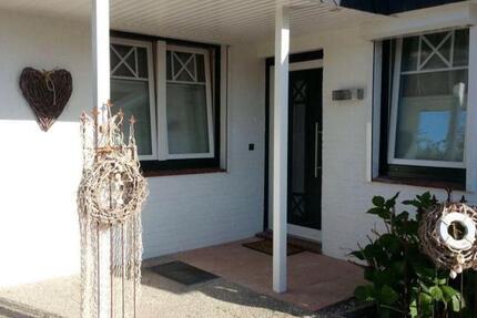 Haus Scharbeutz - 3 Zimmer, 75 m&sup2;, 2.200&euro; | Angebot:26296492