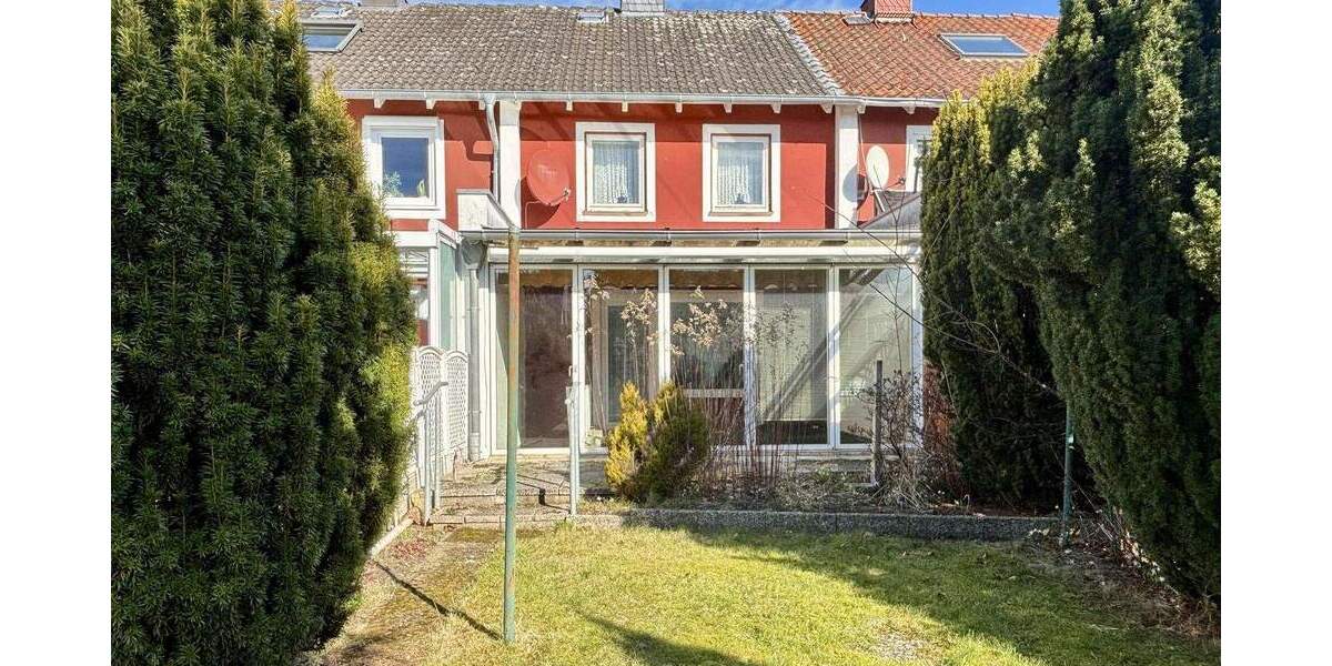Reihenmittelhaus Lübeck Kücknitz - 4 Zimmer, 70 m&sup2;, 180.000&euro; | Angebot:25679922