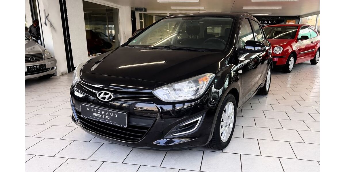 Hyundai i20 139.775 km 3.999 &euro; Mölln 23879