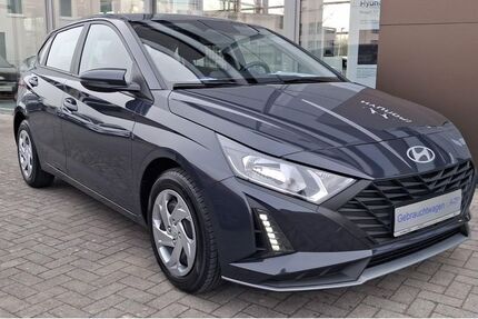 Hyundai i20 7.851 km 16.280 &euro; Lübeck 23562
