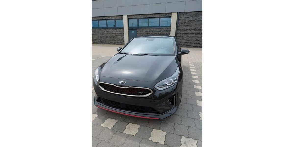 Kia pro ceed / ProCeed 84.358 km 20.999 &euro; Bad Oldesloe 23843