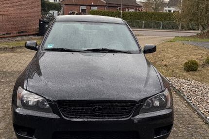 Lexus IS 200 252.762 km 5.500 &euro; Klein Rönnau 23795