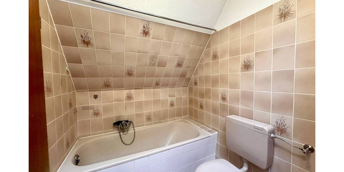 Etagenwohnung Ahrensbök - 3 Zimmer, 94 m&sup2;, 158.000&euro; | Angebot:26018414