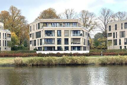 Seniorengerechte Luxus-Mietwohnung: Wakenitz, Trave-Kanal + Altstadt im Blick