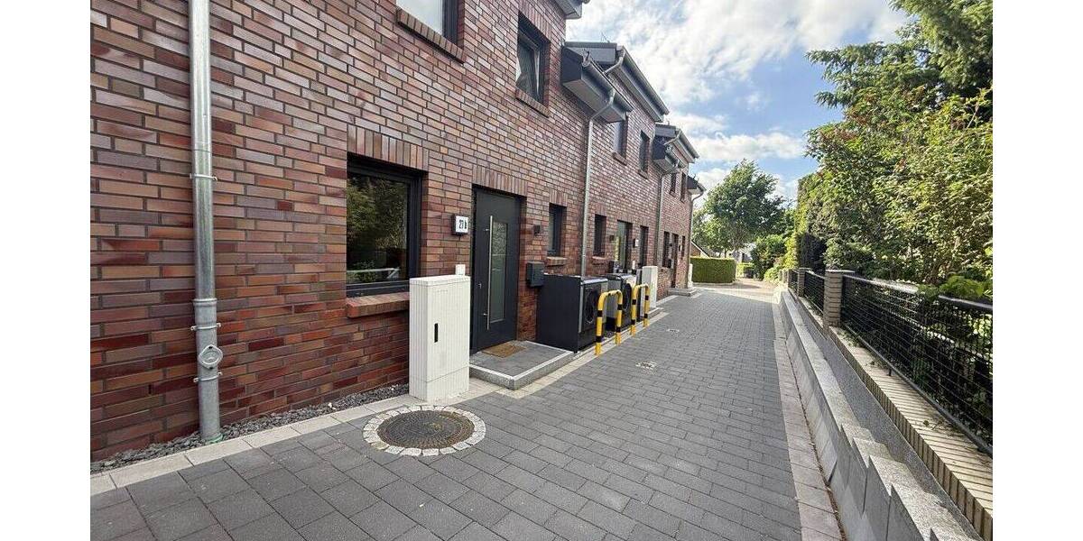 Reihenmittelhaus Stockelsdorf - 5 Zimmer, 105 m&sup2;, 1.890&euro; | Angebot:26817198