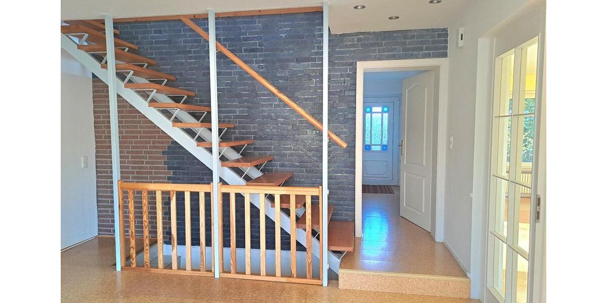 Einfamilienhaus Groß Grönau - 5.5 Zimmer, 175 m&sup2;, 530.000&euro; | Angebot:25404110