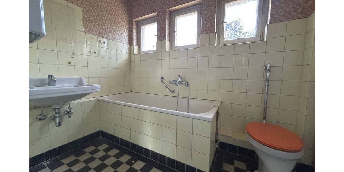 Reihenendhaus Lübeck St. Jürgen - 5 Zimmer, 111 m&sup2;, 185.000&euro; | Angebot:25698143
