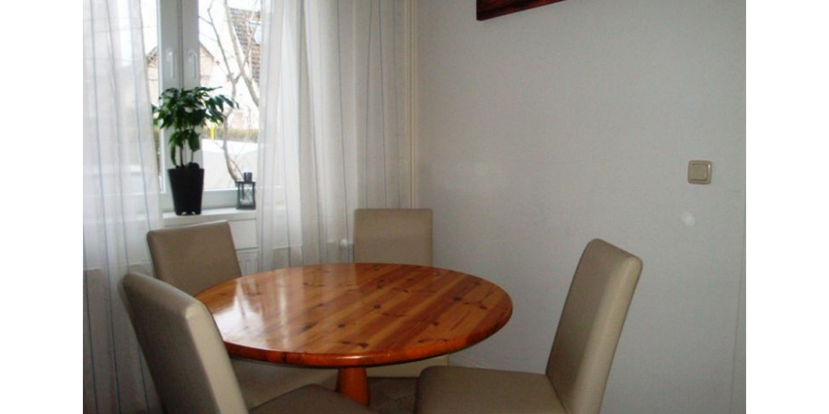 Einfamilienhaus Lübeck Sankt Lorenz Nord - 20 Zimmer, 299 m&sup2;, 2.500&euro; | Angebot:26489485