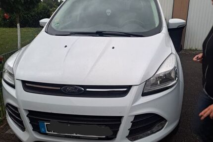 Ford Kuga 135.000 km 6.900 &euro; Schönberg 23923
