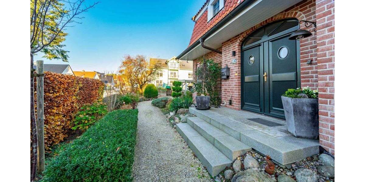 Einfamilienhaus Timmendorfer Strand - 6 Zimmer, 220 m&sup2;, 3.600&euro; | Angebot:25606399