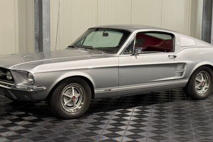 Ford Mustang 141.000 km 82.500 &euro; Ratekau 23626