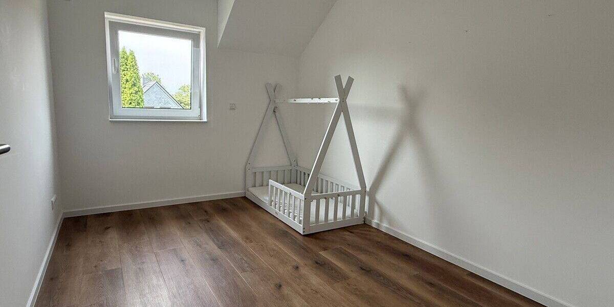 Reihenmittelhaus Stockelsdorf - 5 Zimmer, 105 m&sup2;, 1.890&euro; | Angebot:26817198
