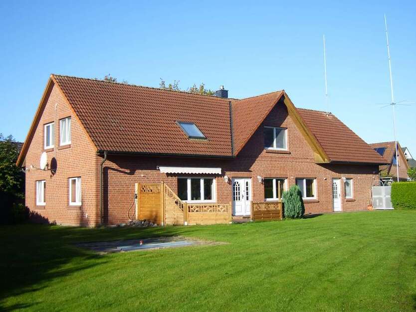Haus zum Kaufen in Lasbek-Dorf 599.000 € 185 m²