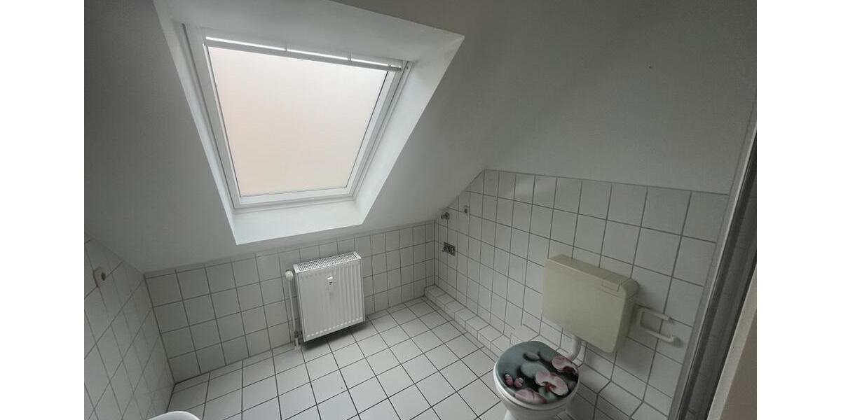 Dachgeschoßwohnung Mölln - 4 Zimmer, 74 m&sup2;, 410&euro; | Angebot:25569826