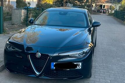 Alfa Romeo Giulia 123.500 km 21.000 &euro; Groß Grönau 23627