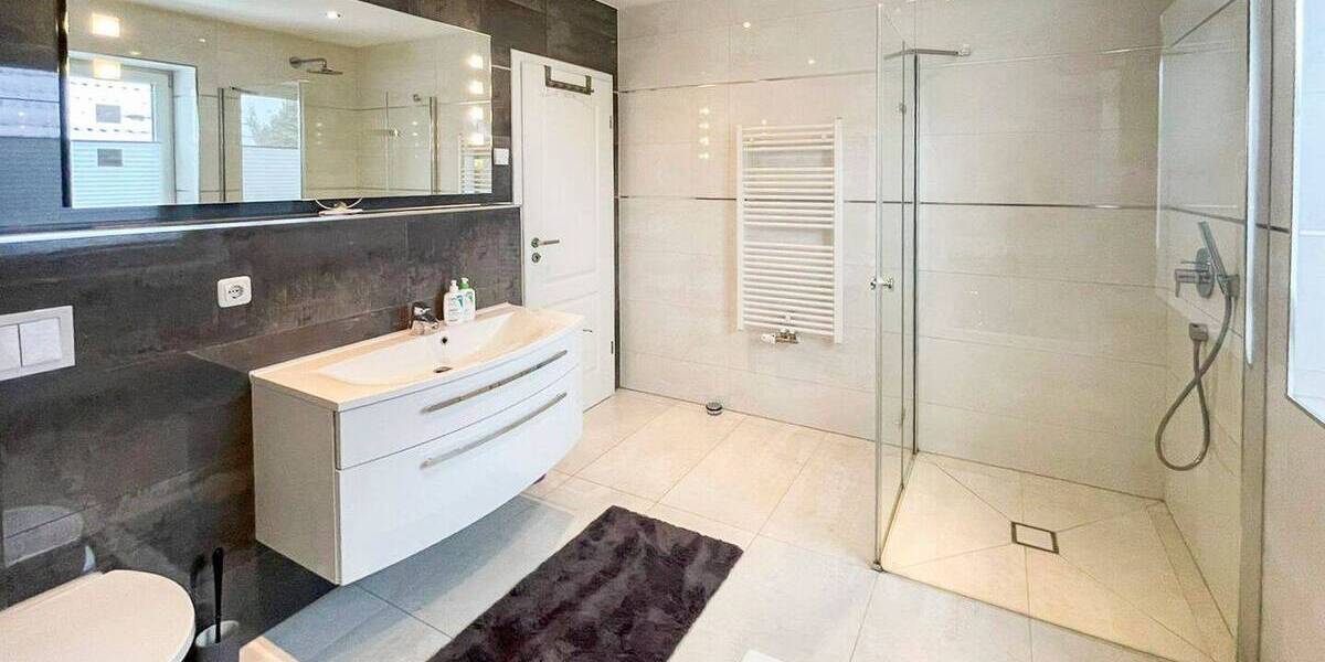 Einfamilienhaus Lübeck Kücknitz - 7 Zimmer, 132 m&sup2;, 949.000&euro; | Angebot:26487035