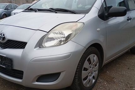 Toyota Yaris 132.050 km 3.990 &euro; Lübeck 23568