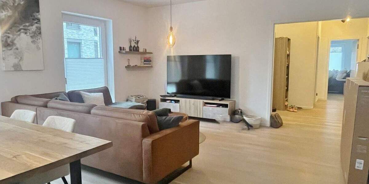 Etagenwohnung Lübeck St. Jürgen - 3 Zimmer, 127 m&sup2;, 1.950&euro; | Angebot:24737867
