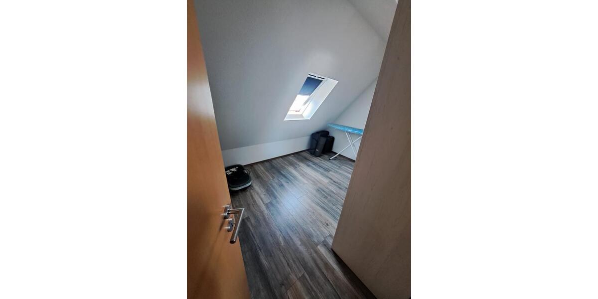 Dachgeschoßwohnung Breitenfelde - 2 Zimmer, 65 m&sup2;, 775&euro; | Angebot:26624182