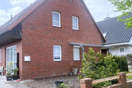 ! ANLEGER ! DHH mit 2 WE in Bad Schwartau 4.5 zimmer