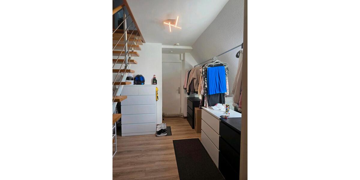 Dachgeschoßwohnung Lübeck Kücknitz - 2 Zimmer, 54 m&sup2;, 500&euro; | Angebot:26355483