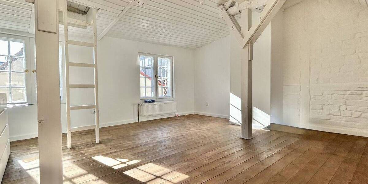 Reihenmittelhaus Lübeck Innenstadt - 5 Zimmer, 127 m&sup2;, 445.000&euro; | Angebot:26434031