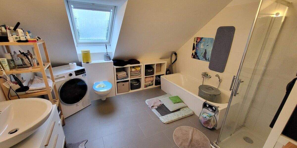 Doppelhaushälfte Lübeck St. Jürgen - 4 Zimmer, 111 m&sup2;, 1.400&euro; | Angebot:24777169