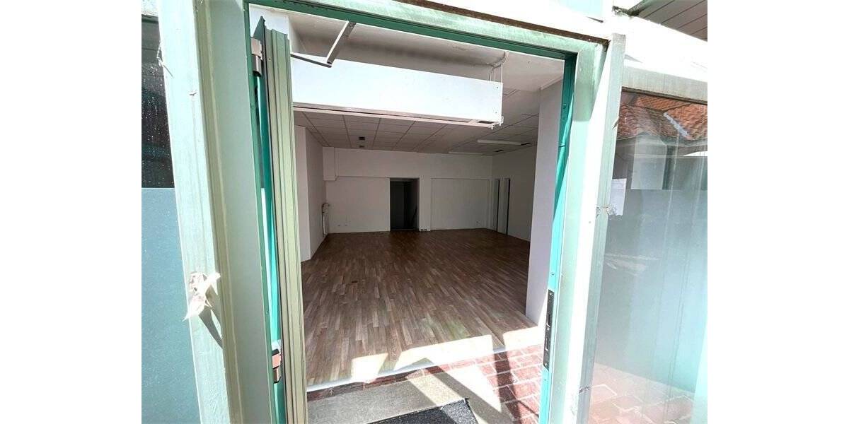 Gewerbeobjekt Bad Schwartau - 1 Zimmer, 56 m&sup2;, 470&euro; | Angebot:25735944