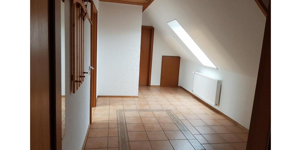 Dachgeschoßwohnung Bad Segeberg - 3 Zimmer, 55 m&sup2;, 495&euro; | Angebot:26251112