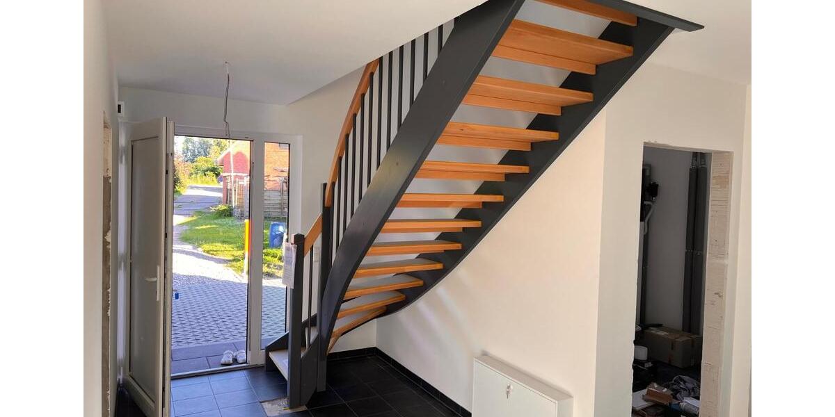 Doppelhaushälfte Stockelsdorf - 4 Zimmer, 133 m&sup2;, 1.600&euro; | Angebot:25824477