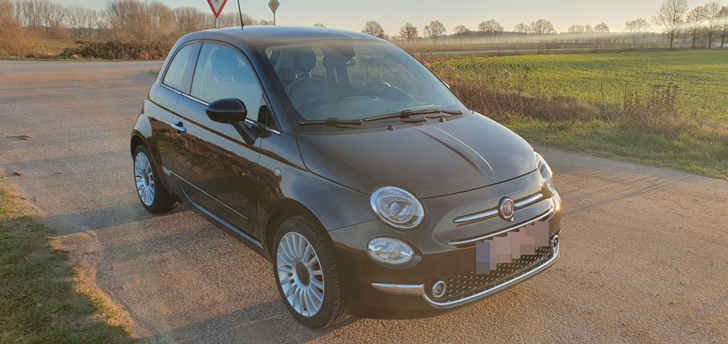 Fiat 500 74.360 km 7.950 &euro; Lübeck 23562