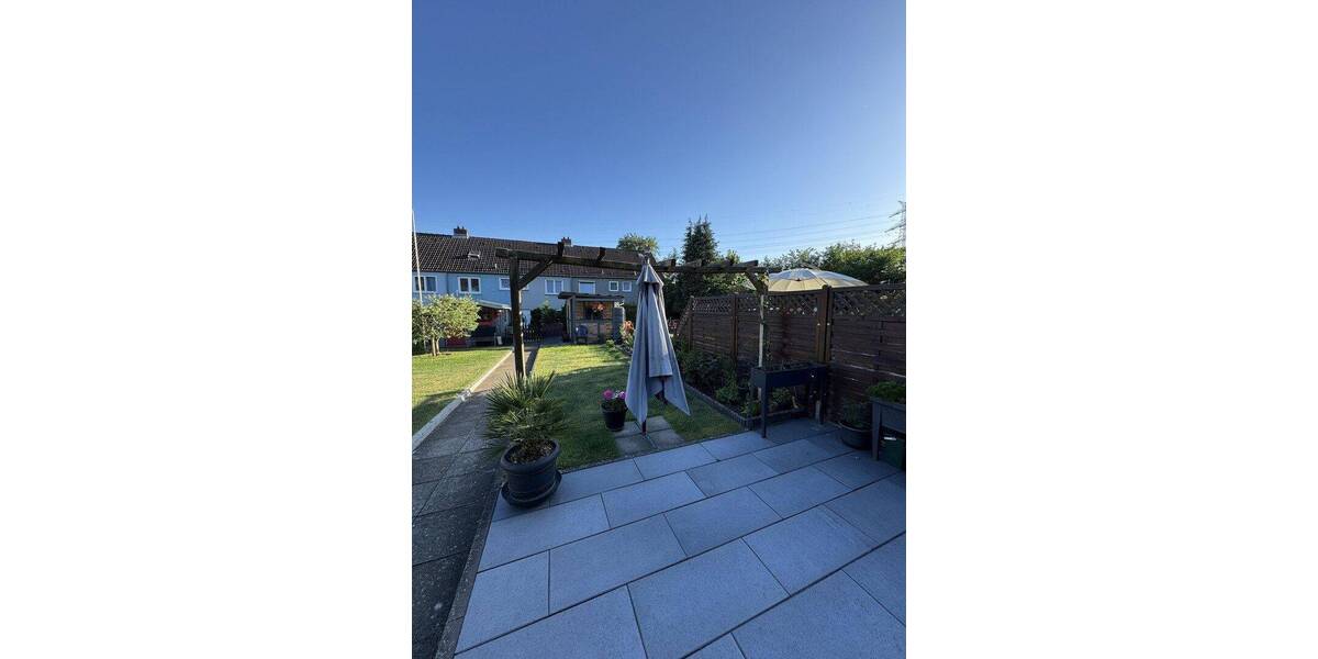Reihenmittelhaus Lübeck Kücknitz - 4 Zimmer, 83 m&sup2;, 289.000&euro; | Angebot:26885886