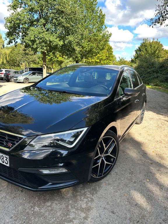 Seat Leon 138.000 km 13.200 € Rohlsdorf 23689