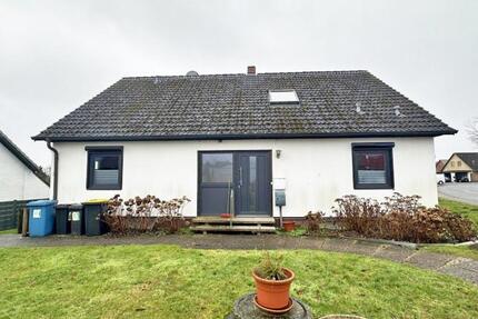 Haus Lasbek - 6 Zimmer, 190 m&sup2;, 330.000&euro; | Angebot:25355036