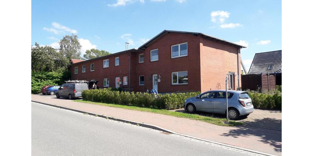 Etagenwohnung Geschendorf - 3 Zimmer, 100 m&sup2;, 880&euro; | Angebot:25437018