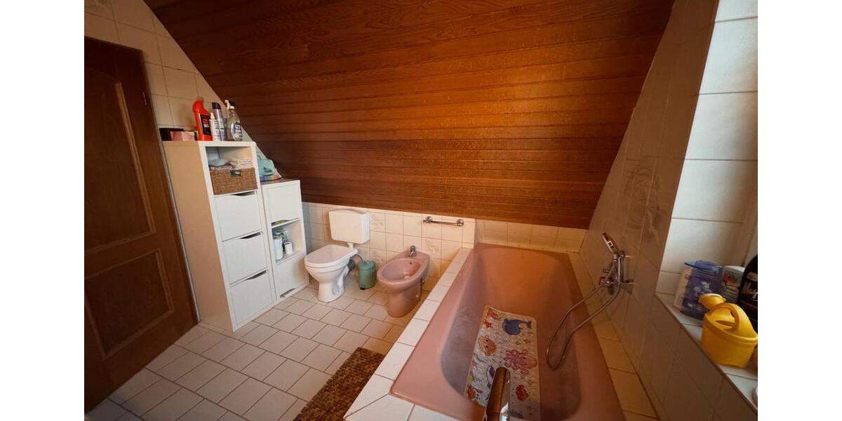 Doppelhaushälfte Lübeck Sankt Jürgen - 3 Zimmer, 110 m&sup2;, 240.000&euro; | Angebot:26033340