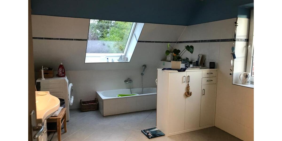 Dachgeschoßwohnung Ratekau Hobbersdorf - 3 Zimmer, 112 m&sup2;, 1.260&euro; | Angebot:25447534