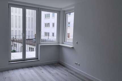 Wohnung Lübeck Innenstadt - 2 Zimmer, 60 m&sup2;, 990&euro; | Angebot:25176775