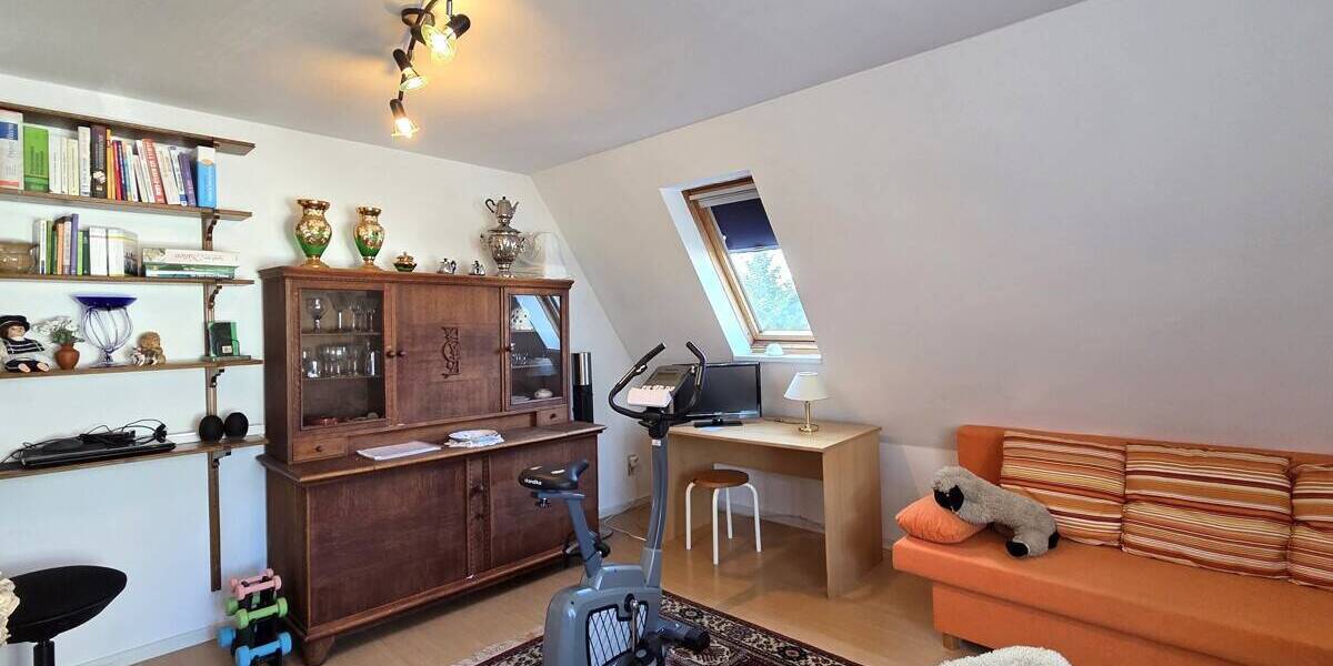 Mehrfamilienhaus, Wohnhaus Lübeck St. Lorenz Nord - 4 Zimmer, 130 m&sup2;, 219.000&euro; | Angebot:26583681