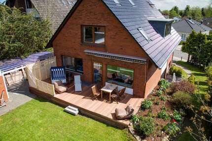 Haus Timmendorfer Strand - 15 Zimmer, 286 m&sup2;, 1.150.000&euro; | Angebot:25252585