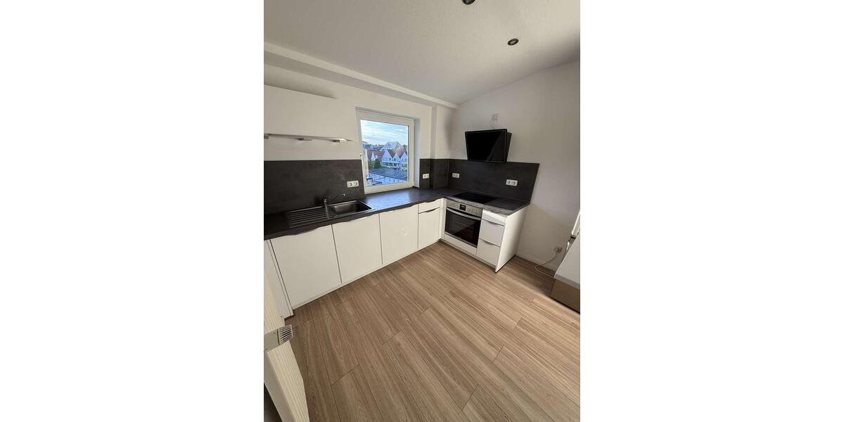 Dachgeschoßwohnung Lübeck Innenstadt - 2 Zimmer, 52 m&sup2;, 800&euro; | Angebot:26560608