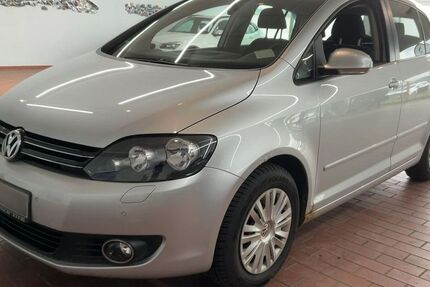 VW Golf 89.200 km 5.900 &euro; Lübeck 23568