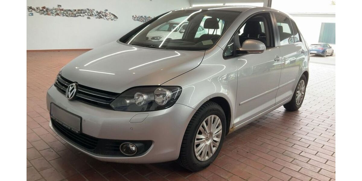 VW Golf 89.200 km 5.900 &euro; Lübeck 23568