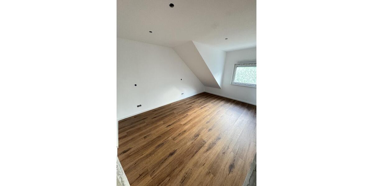 Doppelhaushälfte Scharbeutz - 5 Zimmer, 122 m&sup2;, 2.150&euro; | Angebot:26560318