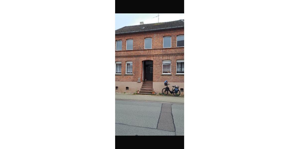 Einfamilienhaus Lübeck Sankt Lorenz Nord - 10 Zimmer, 700 m&sup2;, 180.000&euro; | Angebot:27004915