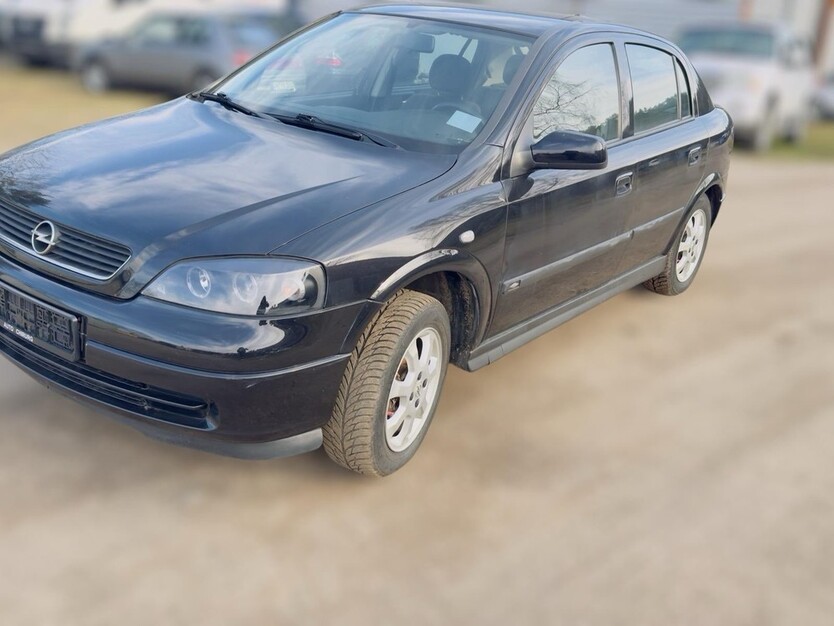 Opel Astra 186.300 km 2.100 € Lübeck 23539