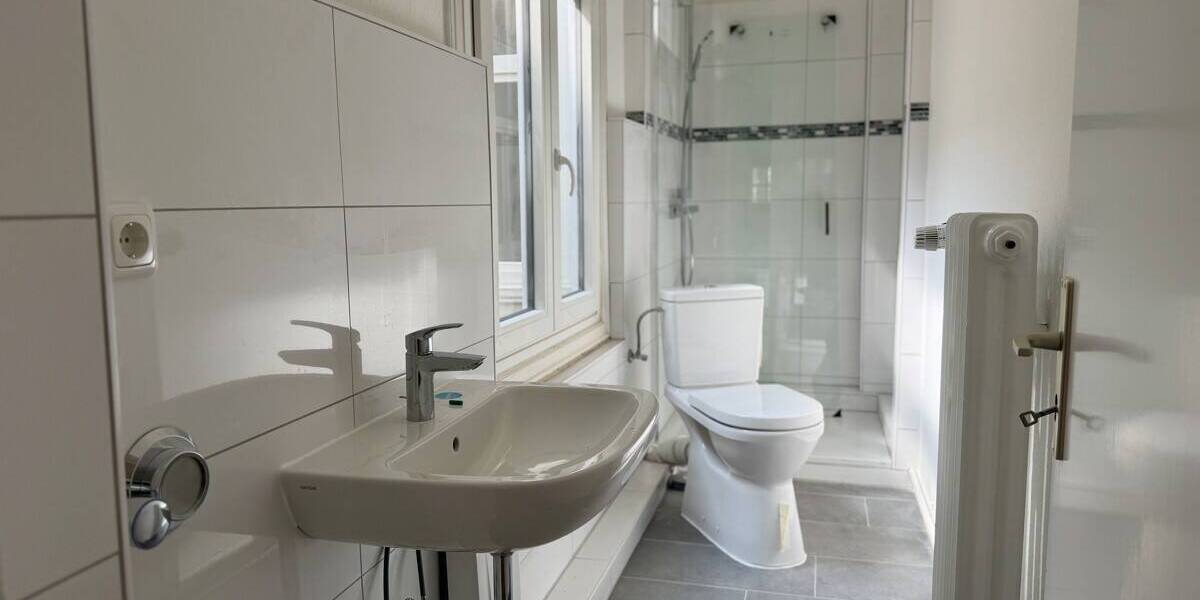 Etagenwohnung Lübeck Innenstadt - 4 Zimmer, 122 m&sup2;, 1.900&euro; | Angebot:26528239