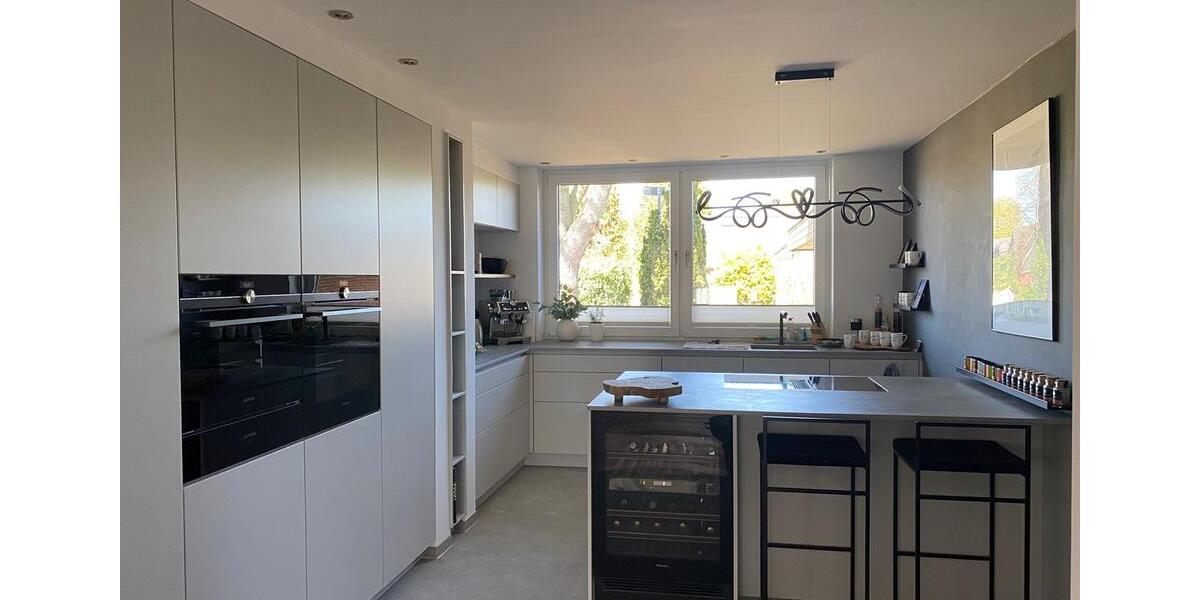 Bungalow Bad Segeberg - 5 Zimmer, 170 m&sup2;, 2.500&euro; | Angebot:26593936